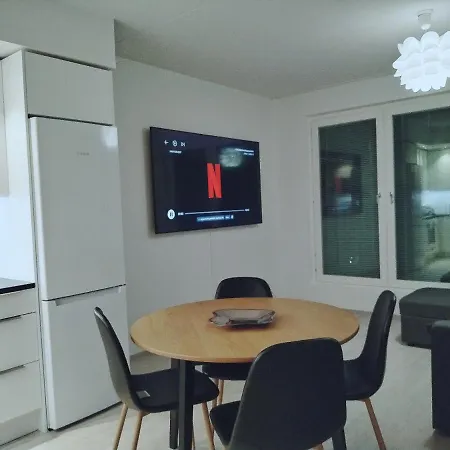 Kaksio Uudessa Talossa